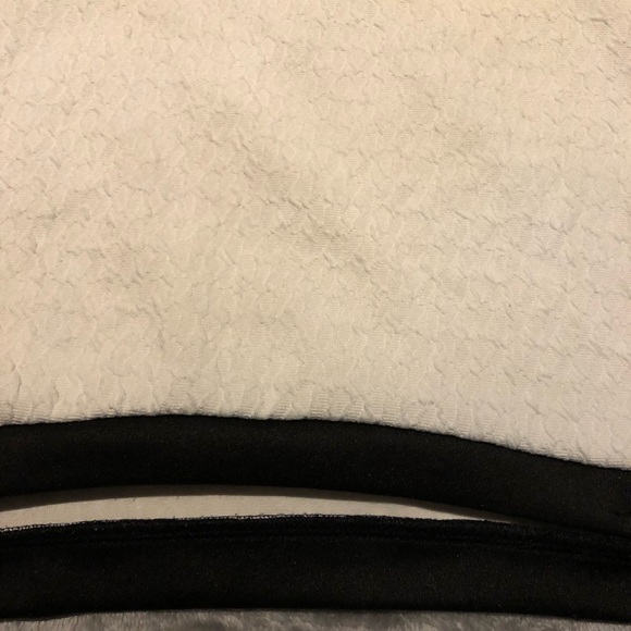 Rue 21 Top - Picture 3 of 5